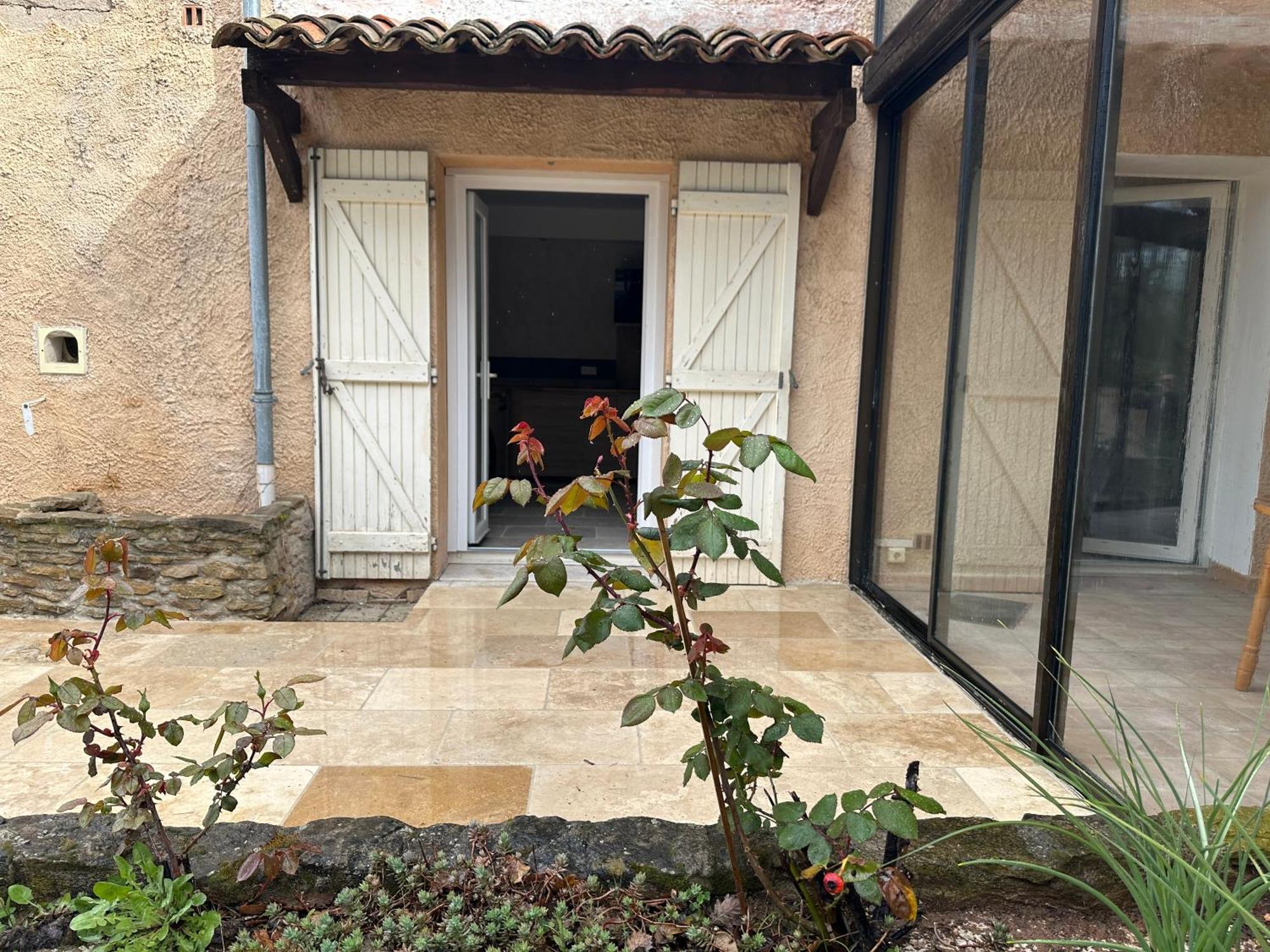Maison Au Pied De La Sainte Victoire Puyloubier Exterior photo